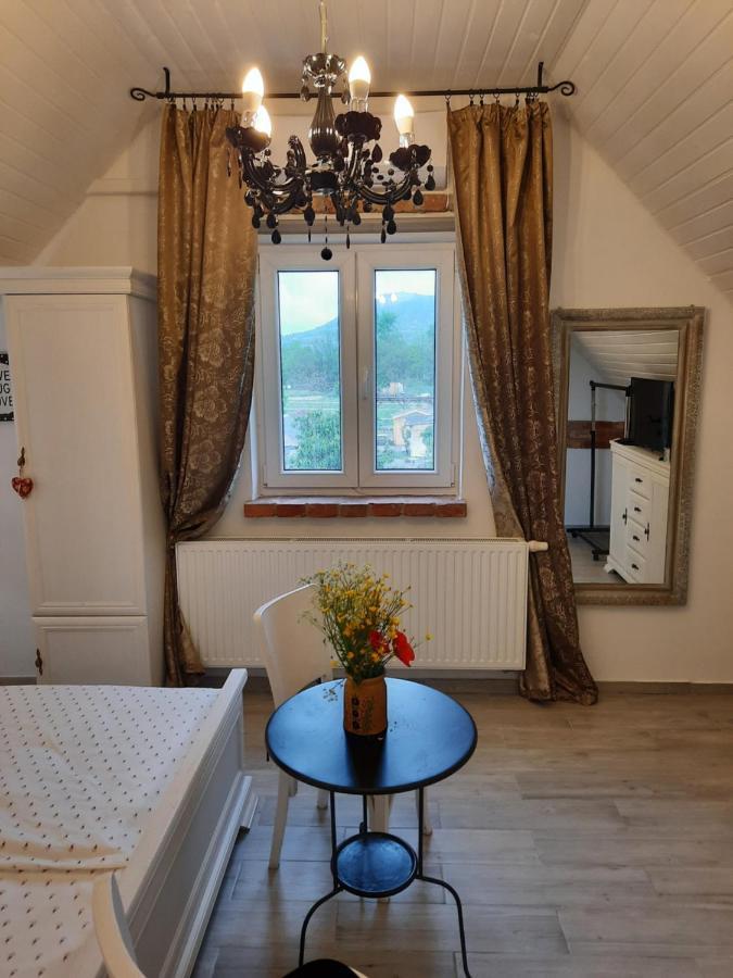 Piac Vendeghaz Hotell Kaptalantoti Eksteriør bilde